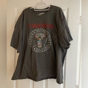 Ramones Graphic Charcoal Tee